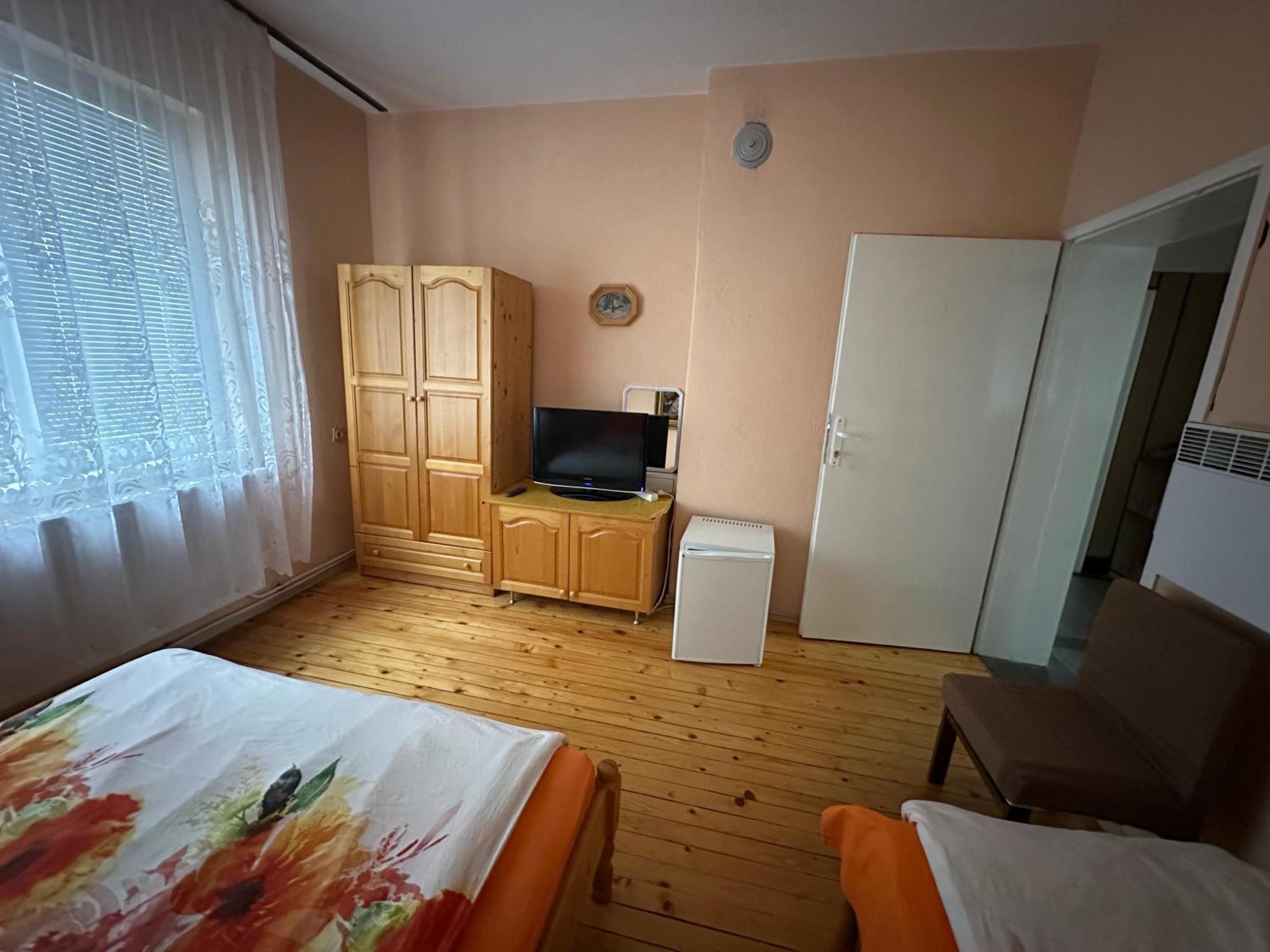 Velkovski Guest House Hisarea Exterior foto