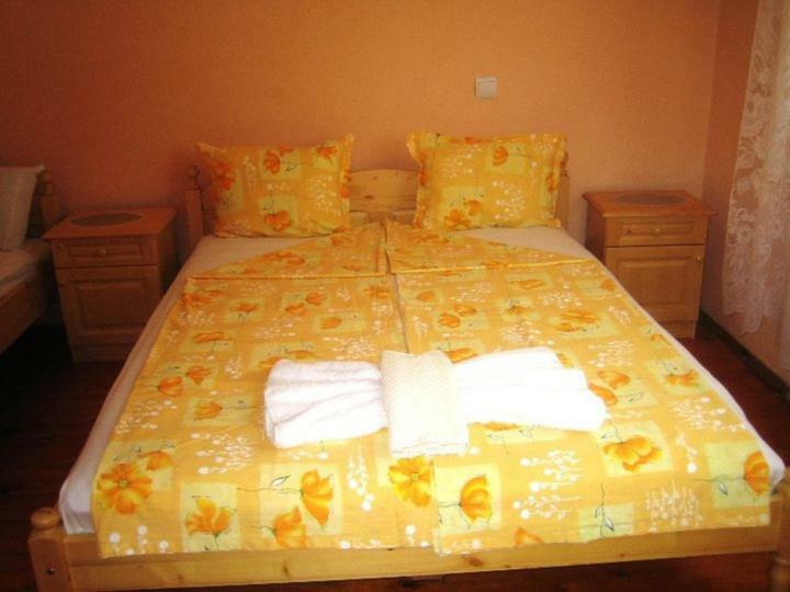 Velkovski Guest House Hisarea Exterior foto